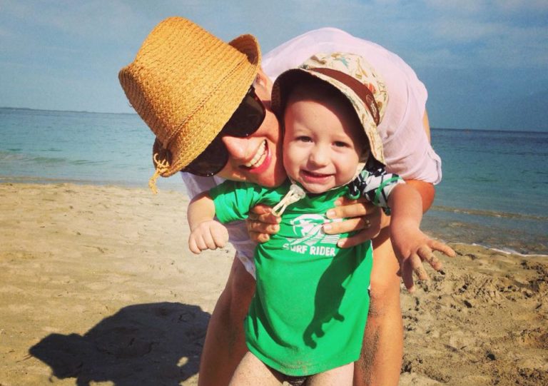 Beach Babies – 10 Tips for Summer Fun at the Beach!