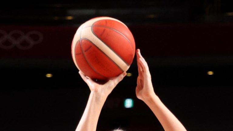 Town of Victoria Park investigating noise complaint over bouncing basketballs