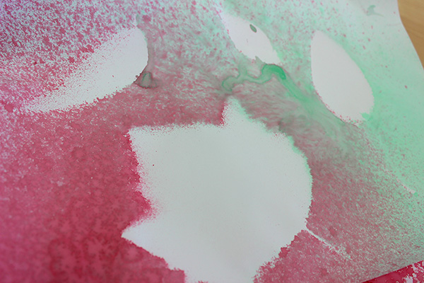 Spray painting nature art idea