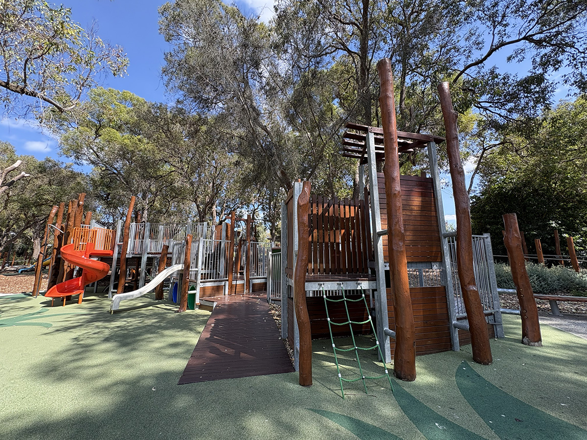 Kwinana Adventure Park play equipment
