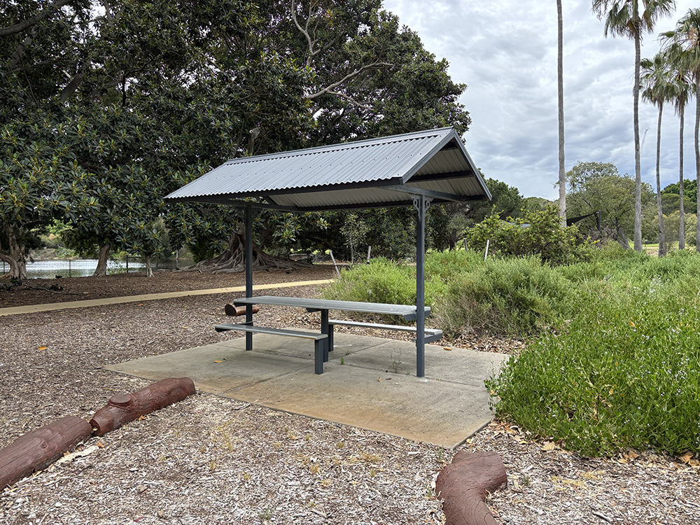 Lake Claremont Nature Playground picnic tables