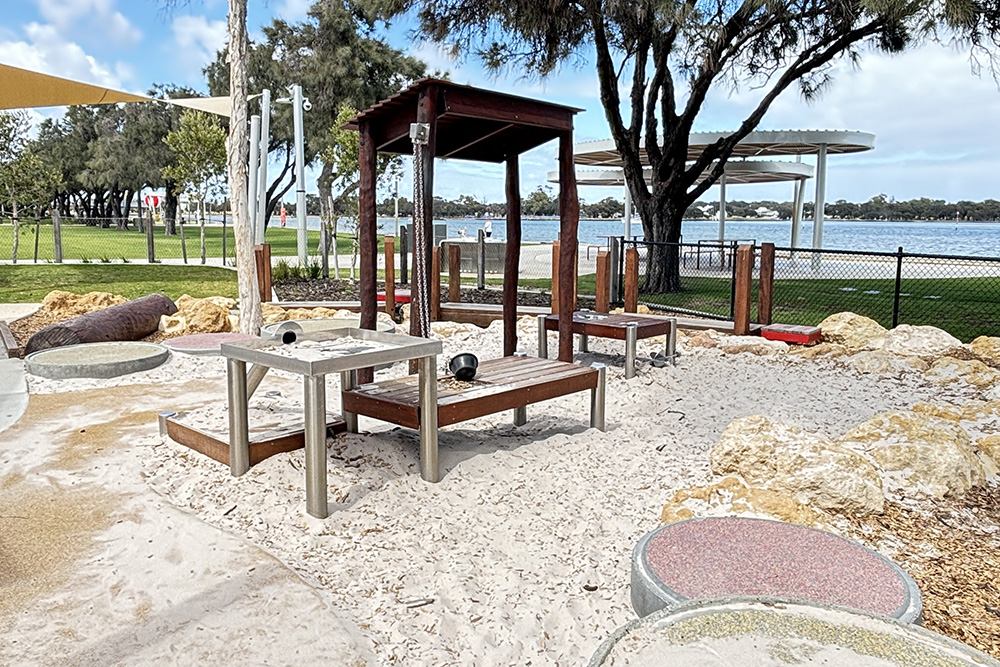 Mandurah Eastern Foreshore Playground sand play