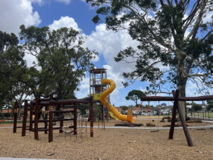 Maniana Park Playground Queens Park
