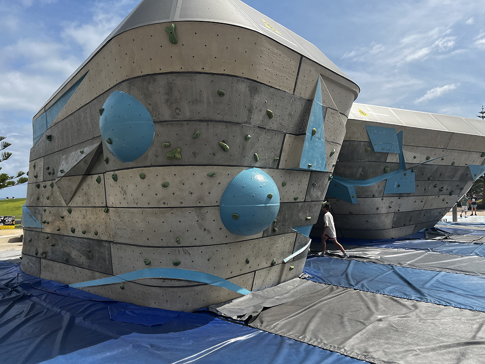 Scarborough Beach climbing