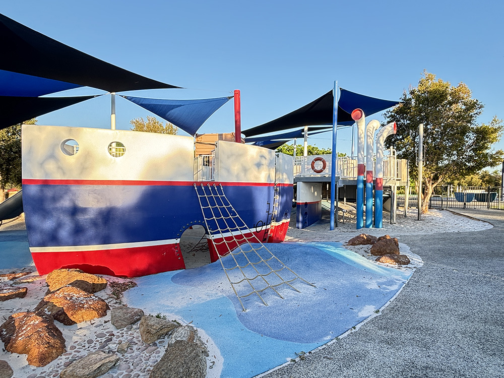 Shipwreck Park playground Hilbert
