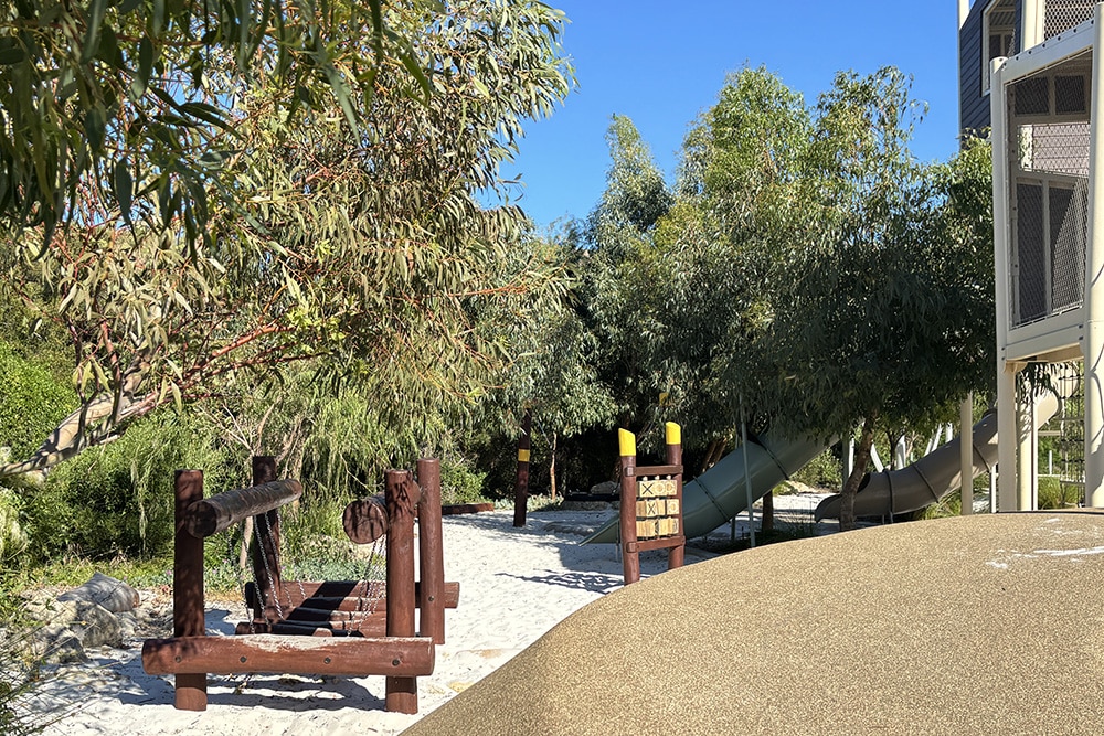 Treehouse Cove balance play equipment