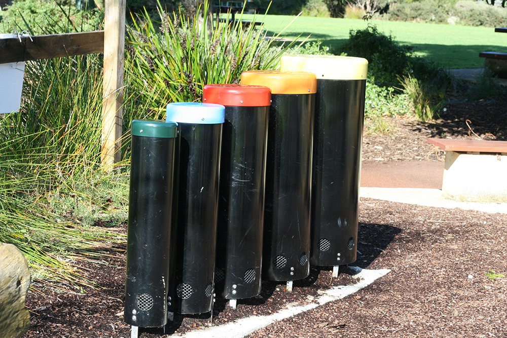 Booyeembara Park_rainbow drums