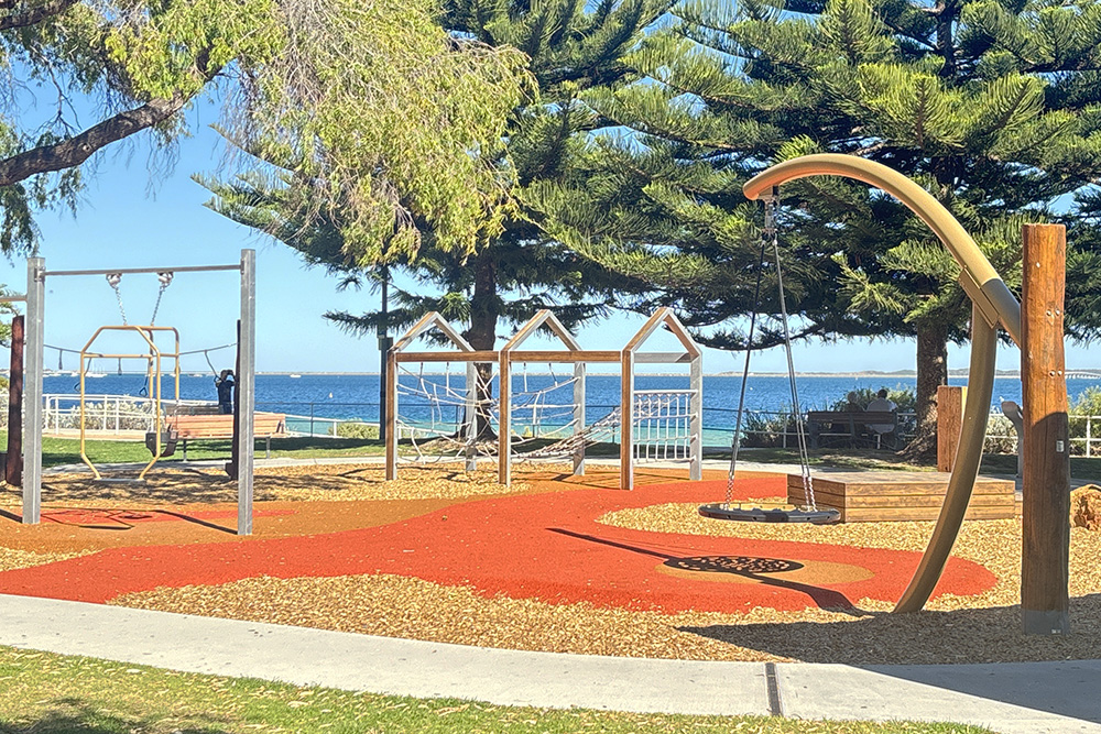 Churchill Park Rockingham ropes course