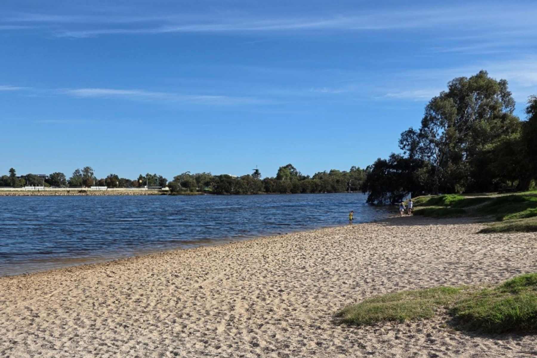 Riverside Gardens Sandy Bank
